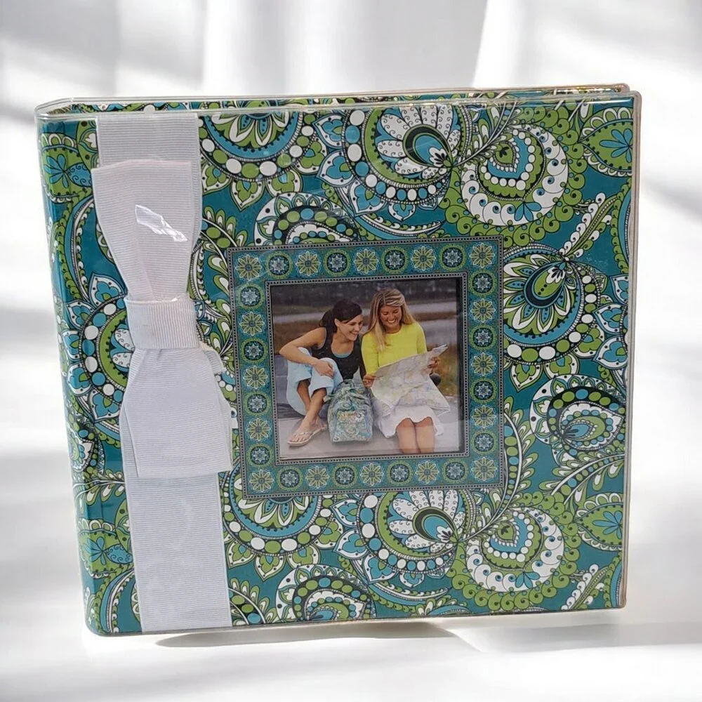 Vera Bradley Deluxe Photo Album Turquoise Peacock Paisley 100 Page 200 Photos